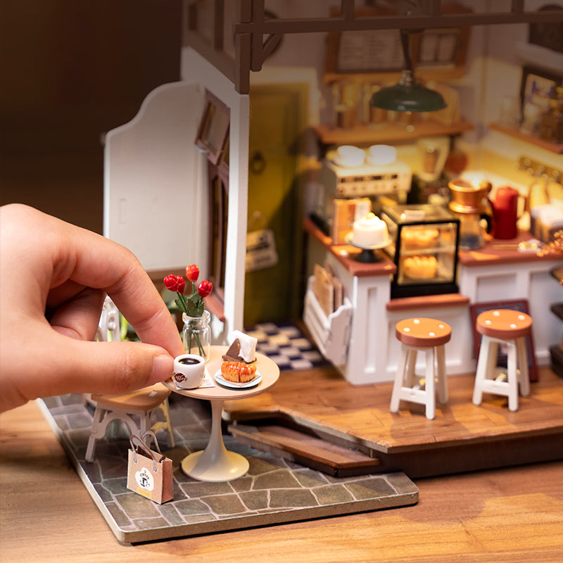 Rolife Flavory Café Miniature House kit DG162